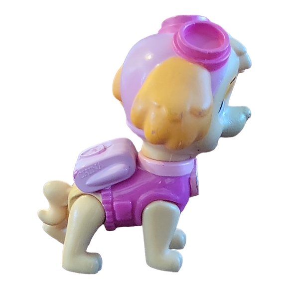 Paw Sea Patrol Skye Movable Legs Figurine Scuba Diver Dog - Picture 4 of 6